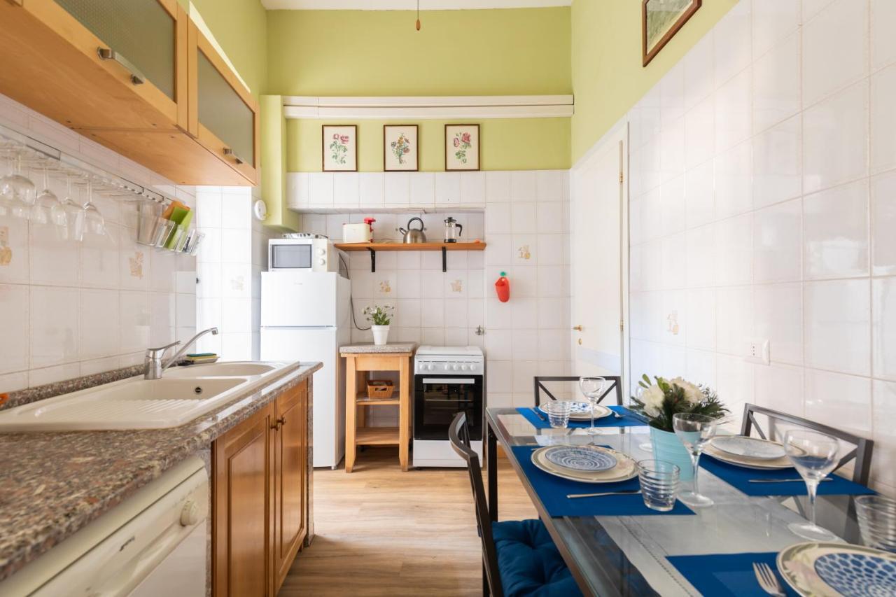Cozy And Chic Near Campo De Fiori Apartment Rom